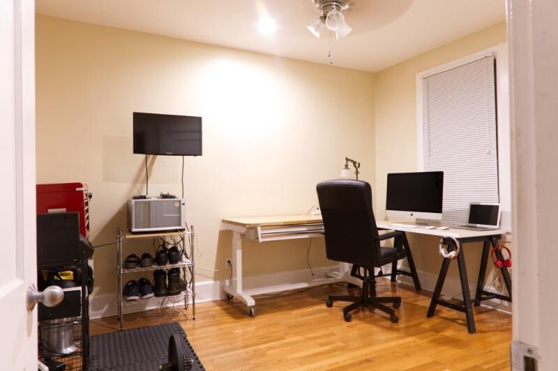 Building Photo - 6225 Monitor St