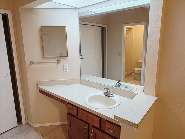 Building Photo - 7543 Sugar Bend Dr