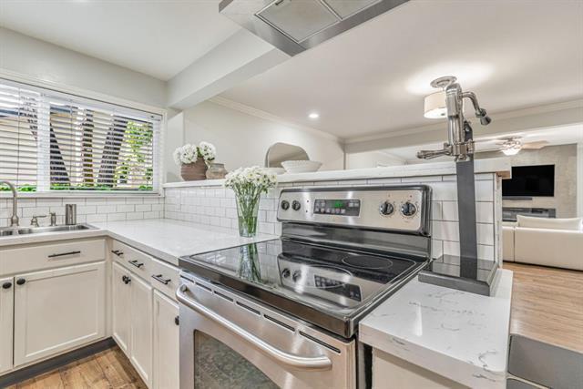 Building Photo - 3425 Dormer Ave