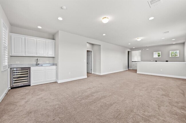 Building Photo - 7124 Calpe Dr