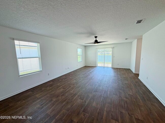 Building Photo - 462 Ardila Cir