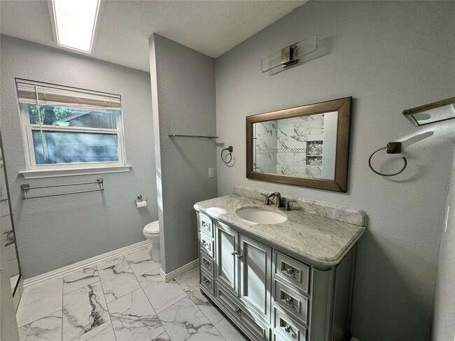 Building Photo - 3303 Sweetgum Trce