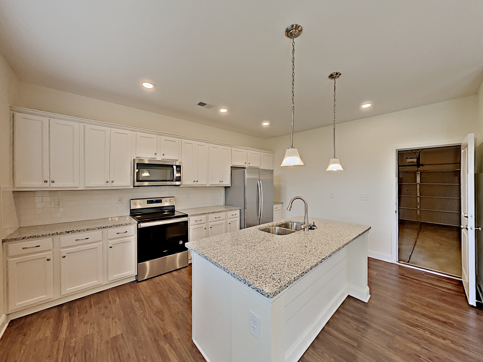 Building Photo - 1012 Bevington Dr