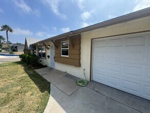 Building Photo - 1071 Osage Dr