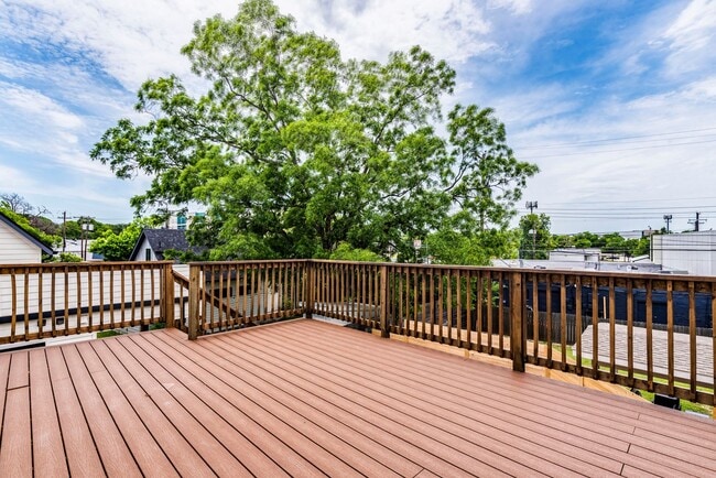 Building Photo - 3702 Tower View Ct