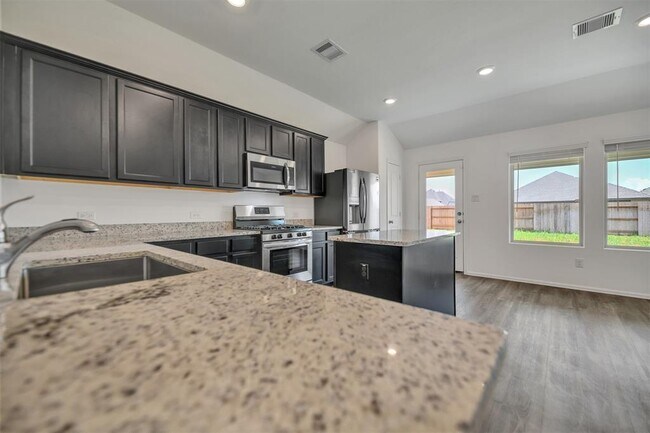 Building Photo - 7303 Keechi Pl