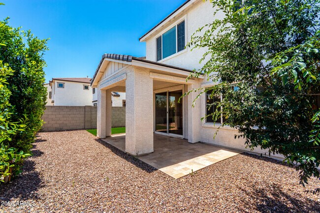 Building Photo - 6537 N 15th Dr