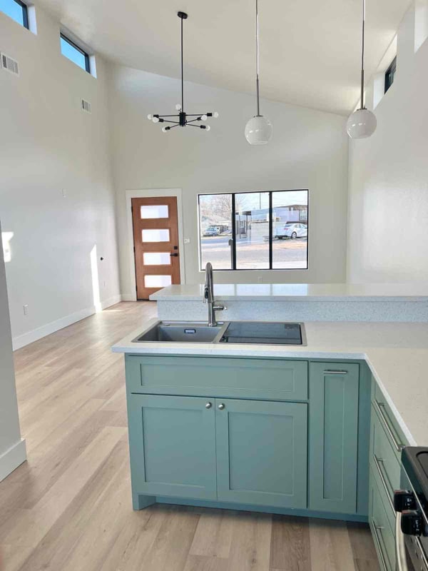 Building Photo - 902 NW Ave K