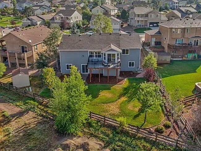 Building Photo - 15692 Paiute Cir