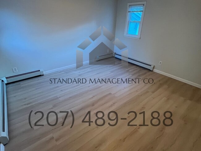 Building Photo - 7 Tardiff St