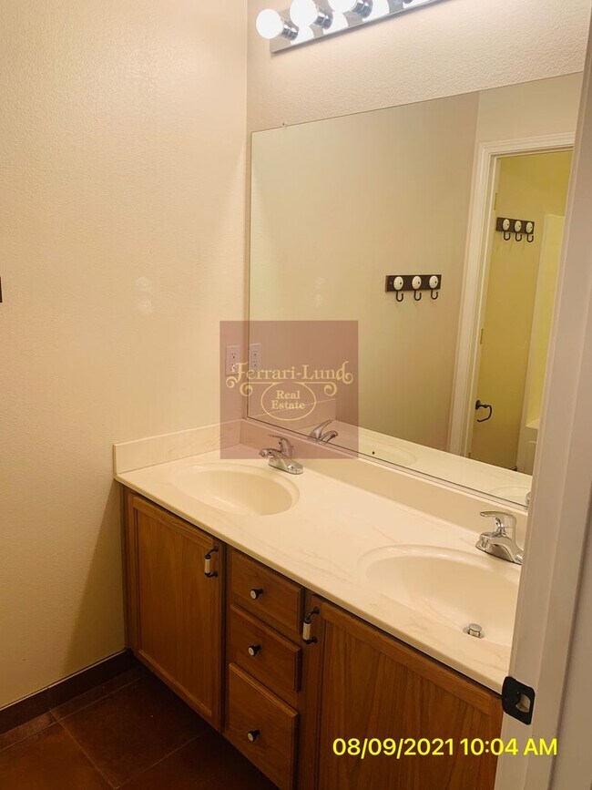 Building Photo - Single Story home in Kiley Ranch Sparks! -...