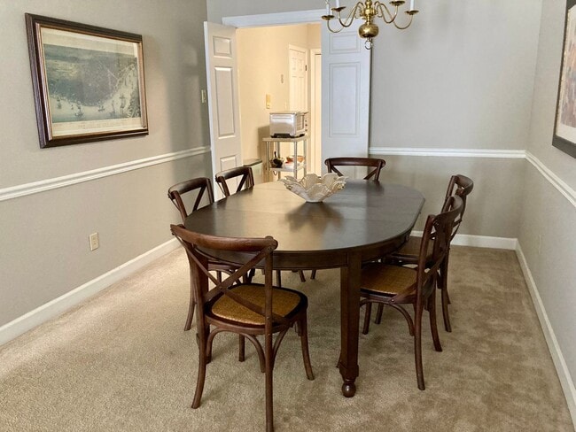 Building Photo - 110 Milledge Terrace