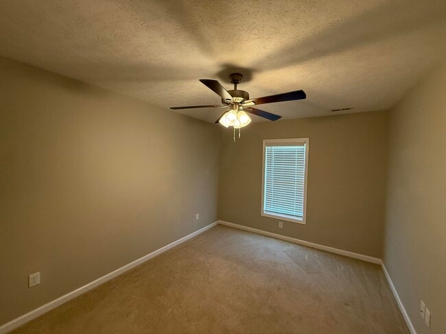 Building Photo - 1138 Paul Revere Ct