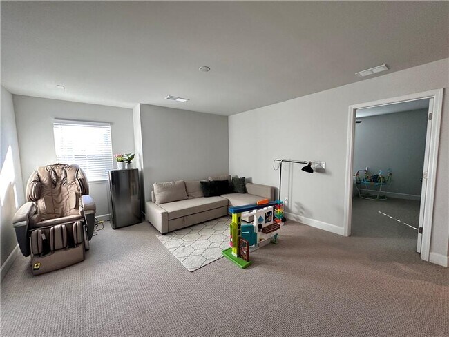 Building Photo - 5430 Wheeler Ridge Rd