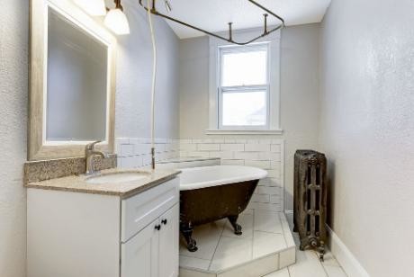 Building Photo - 2511 1st Avenue South, Unit 4