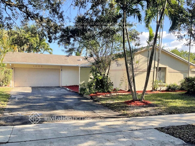 Building Photo - 4005 W Sailboat Dr