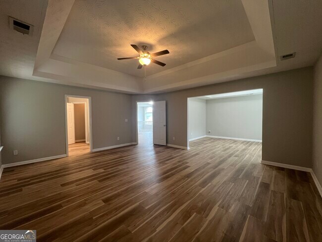 Building Photo - 360 Cobblestone Ct