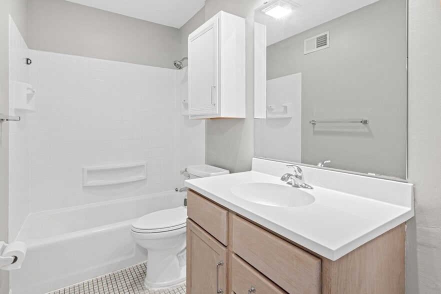 Building Photo - 3808 Lodestone Ln