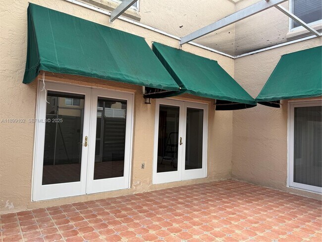 Building Photo - 14362 SW 96th Ln