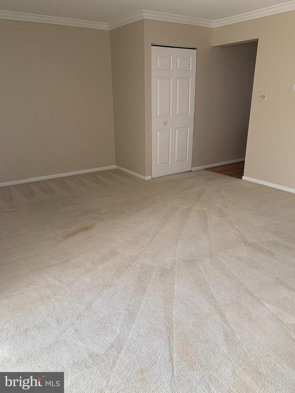 Building Photo - 300 Sedgemoor Square