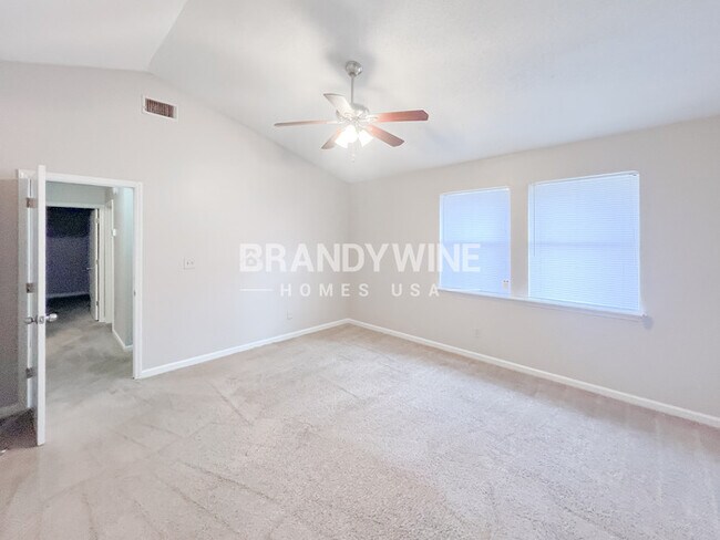 Building Photo - 3868 Springleaf Point