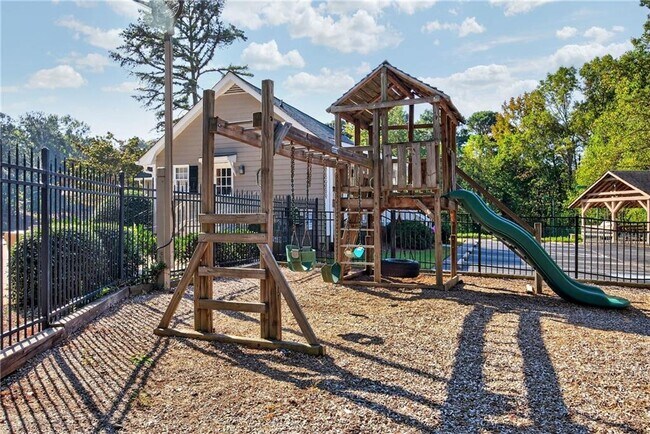 Building Photo - 1570 Greyfield Trce