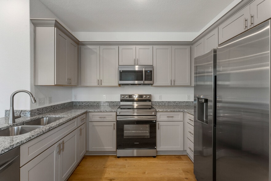 Building Photo - 7536 Briarwood Pass