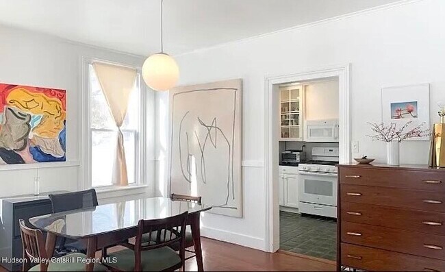 Building Photo - 967 Columbia St