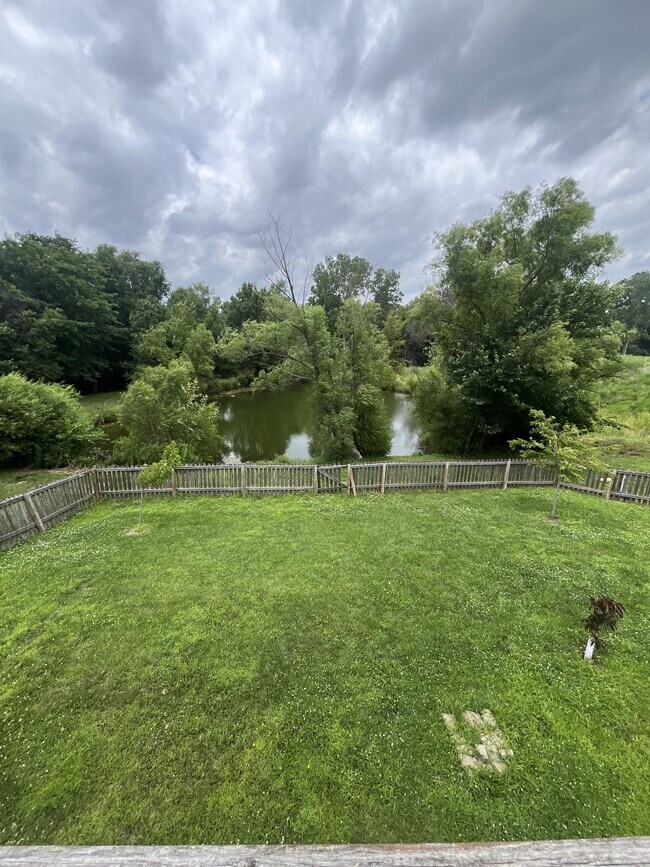 Building Photo - 723 Iron Horse Dr