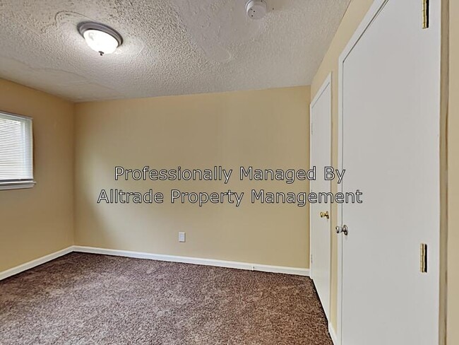 Building Photo - 1519 Crums Ln