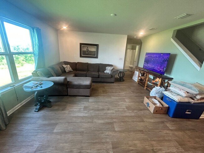 Building Photo - 5808 Tiagra Dr