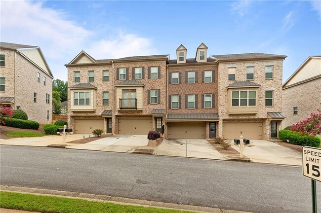 Building Photo - 2744 Blakely Dr NE