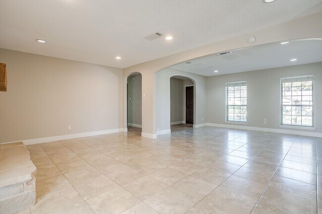 Building Photo - 1812 Winchester Way