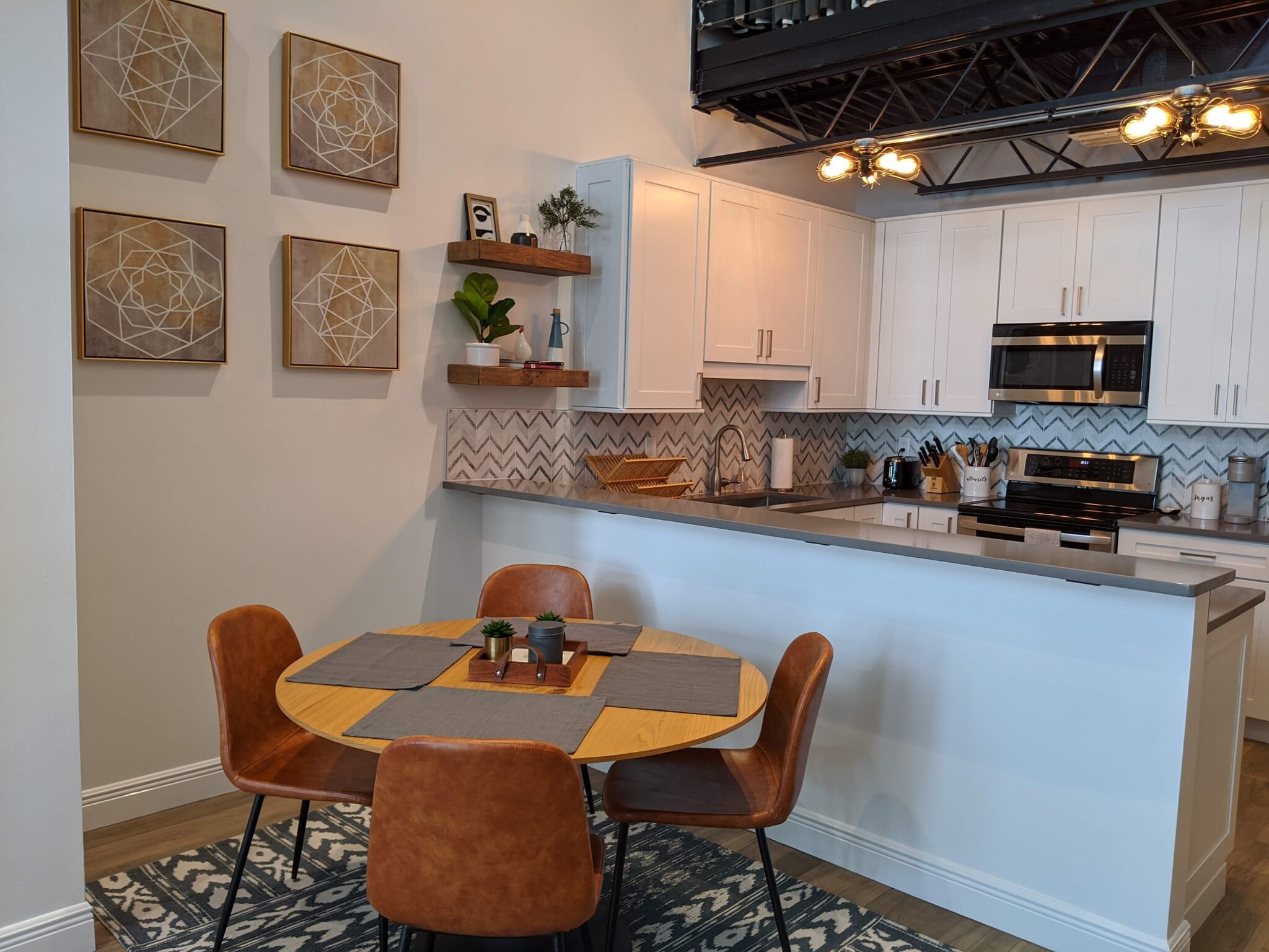 Kitchen/Dining - 112 S 12th St