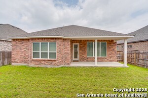 Building Photo - 1114 Aidenbaum