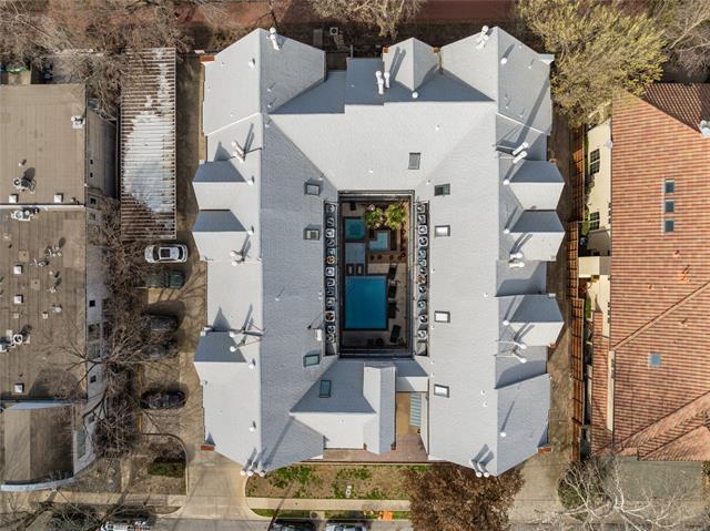 Building Photo - 4303 Buena Vista St