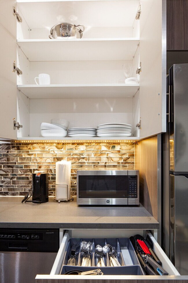 Building Photo - 30 NY-25