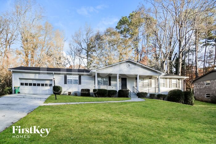 Building Photo - 61 Vanya Ln SE