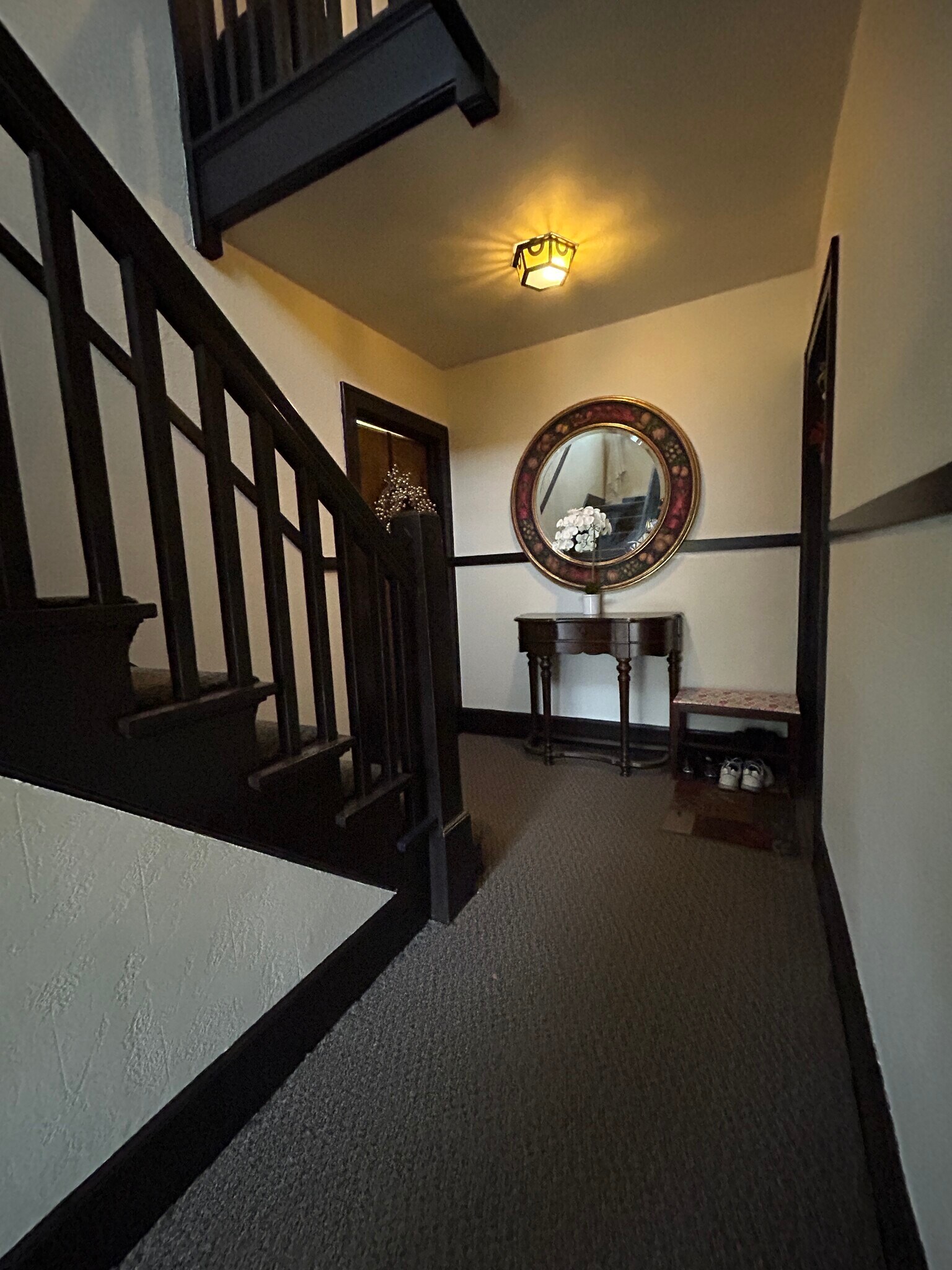 Building Photo - 2508 33rd Ave S