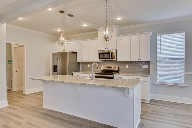 Building Photo - 926 Holbrook Dr