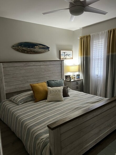 guest room - 927 Capri Isles Blvd