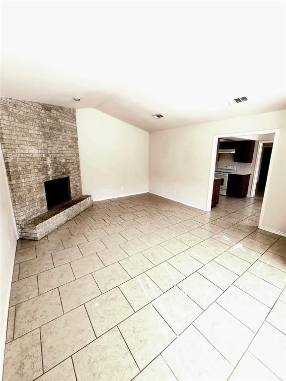Building Photo - 9601 Amberglen Blvd