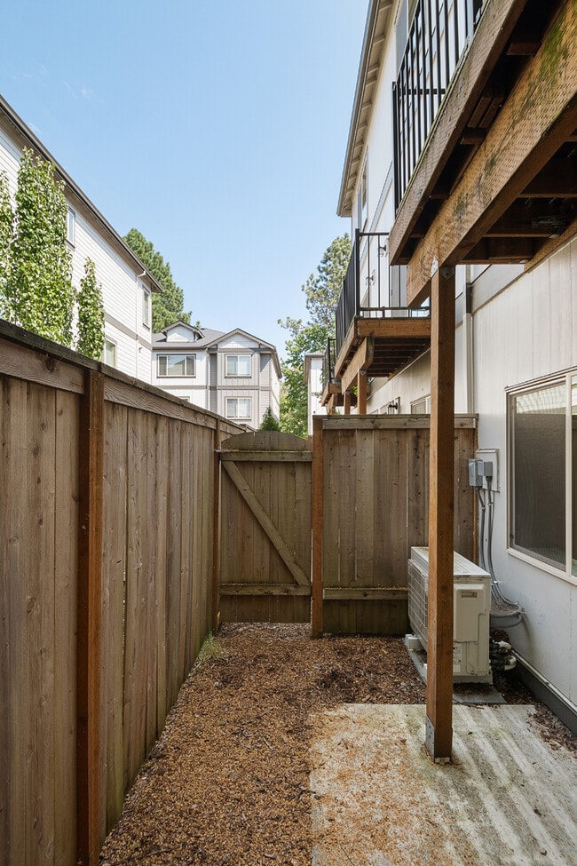 Building Photo - 8887 SW Elena Ln