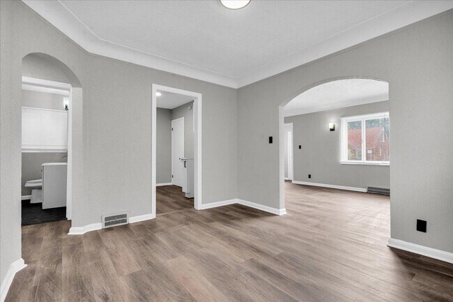 Building Photo - 16639 Ward Ave