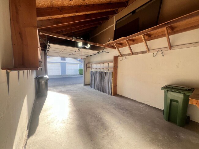 Building Photo - STUNNING 1BD/1BA CONDO IN FREMONT CA!!!!