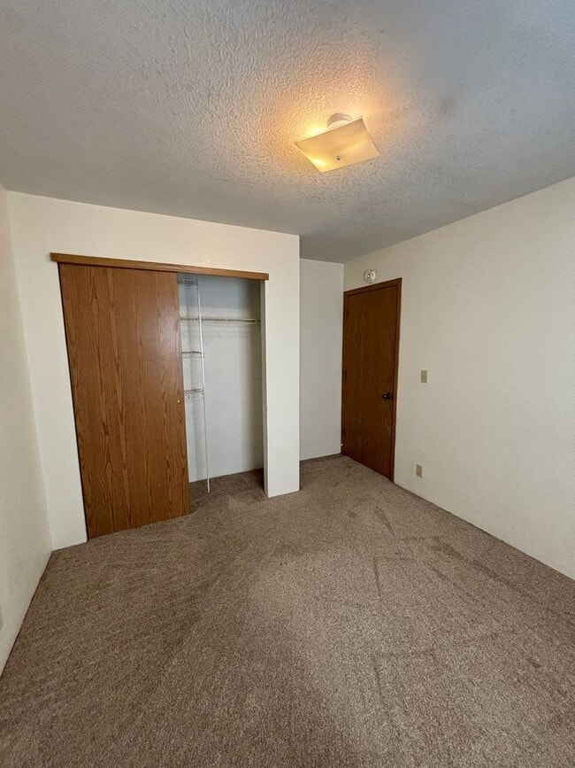 Building Photo - 2307 E O Ct