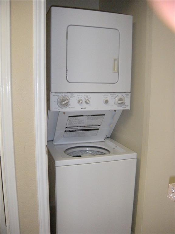 Building Photo - 601 Nelray Blvd