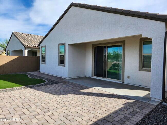 Building Photo - 5824 N 89th Dr