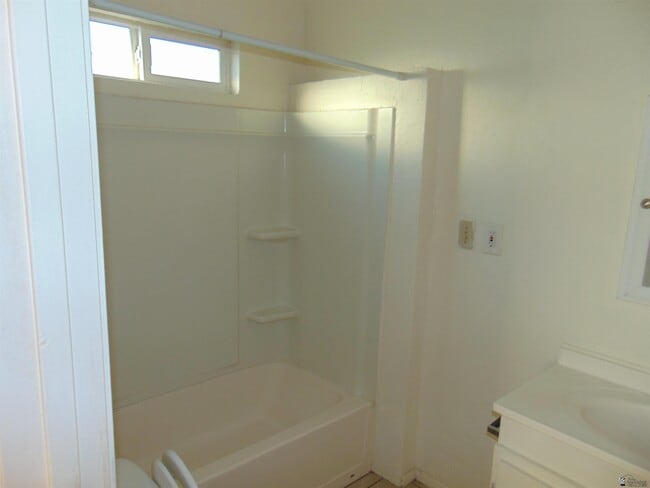 Building Photo - 1922 S 9th Ave