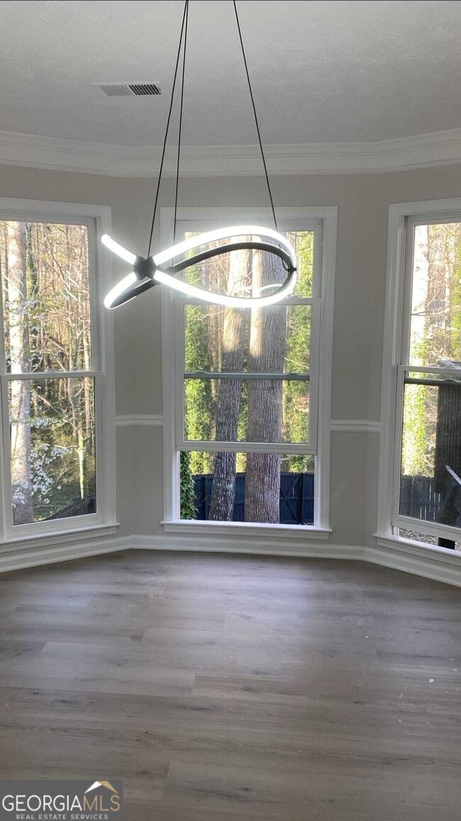 Building Photo - 1070 Meadowsong Cir